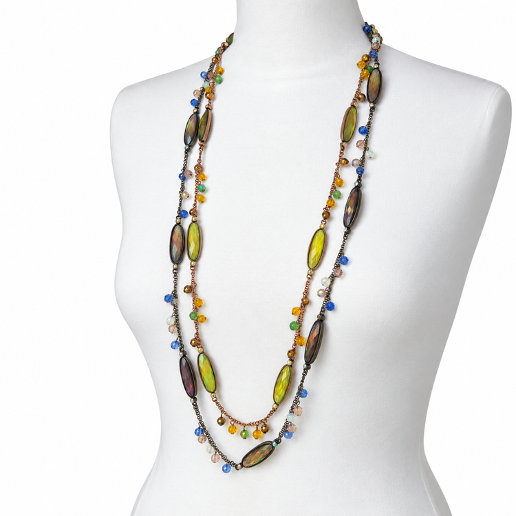 THE PEACOCK NECKLACE