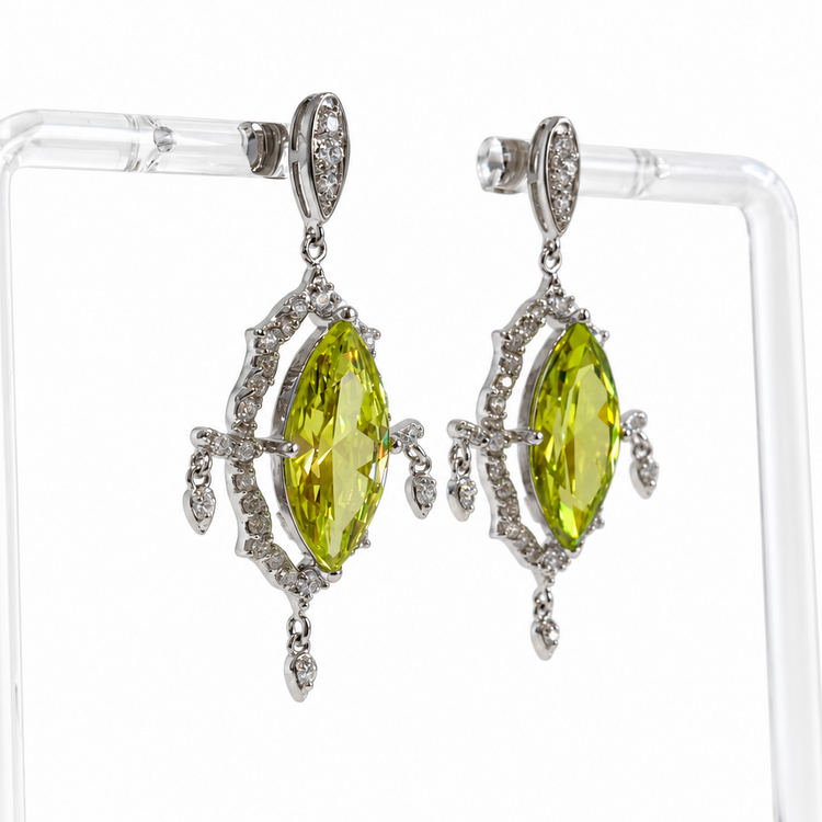 THE PERIDOT HALO EARRINGS