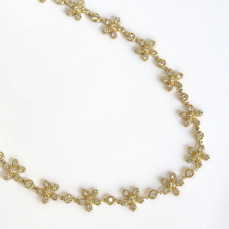 DIAMOND DAISY NECKLACE