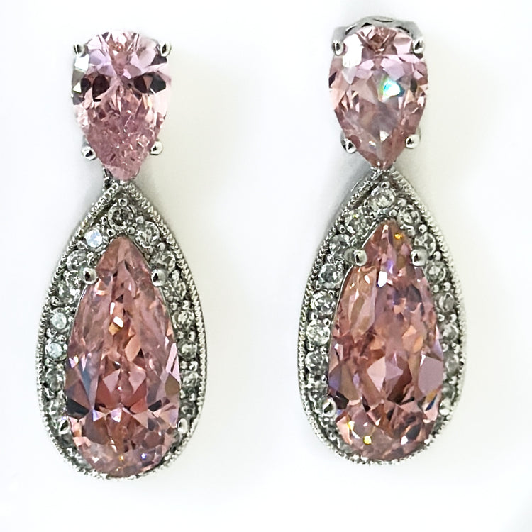 LA VIE EN ROSE EARRINGS