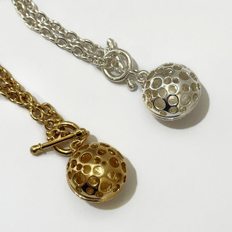 PAVÉ DOUBLE SIDED TOGGLE NECKLACE
