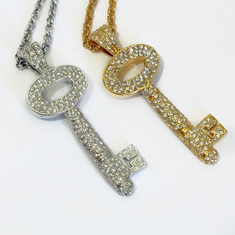 PAVÉ KEY PENDANT NECKLACE