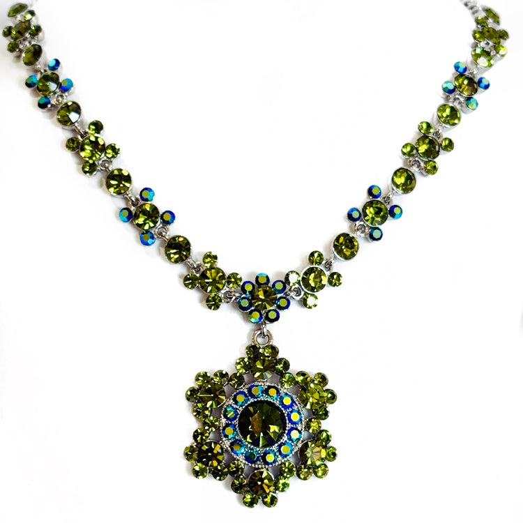 L'AURORA VERDANT NECKLACE