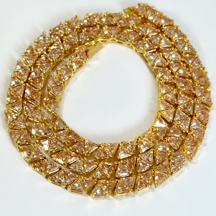 NUDE ILLUSION NECKLACE