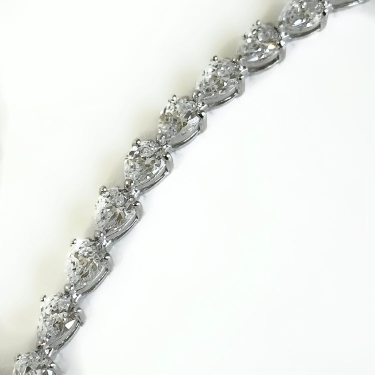 PEAR TENNIS BRACELET