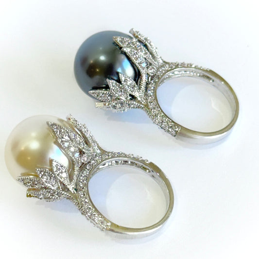PEARL EMBRACE RING