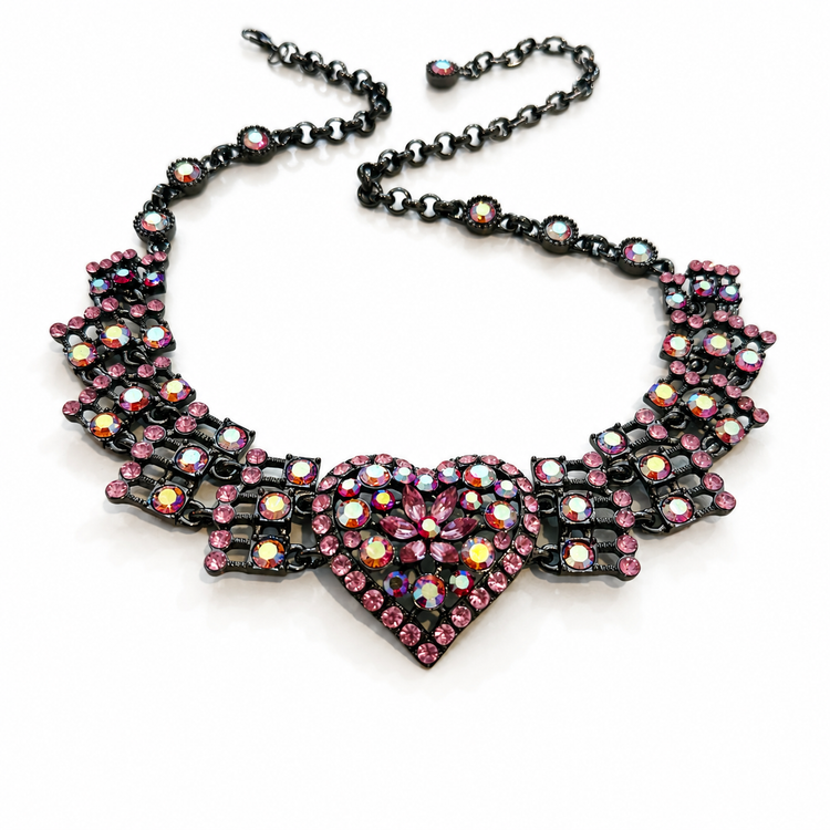 LA BELLE ECLAT NECKLACE