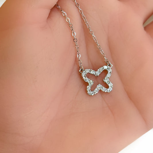 PETITE 4 PETAL NECKLACE GOLD OR SILVER