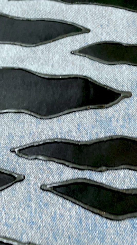 ZEBRA SATIN APPLIQUE JEANS